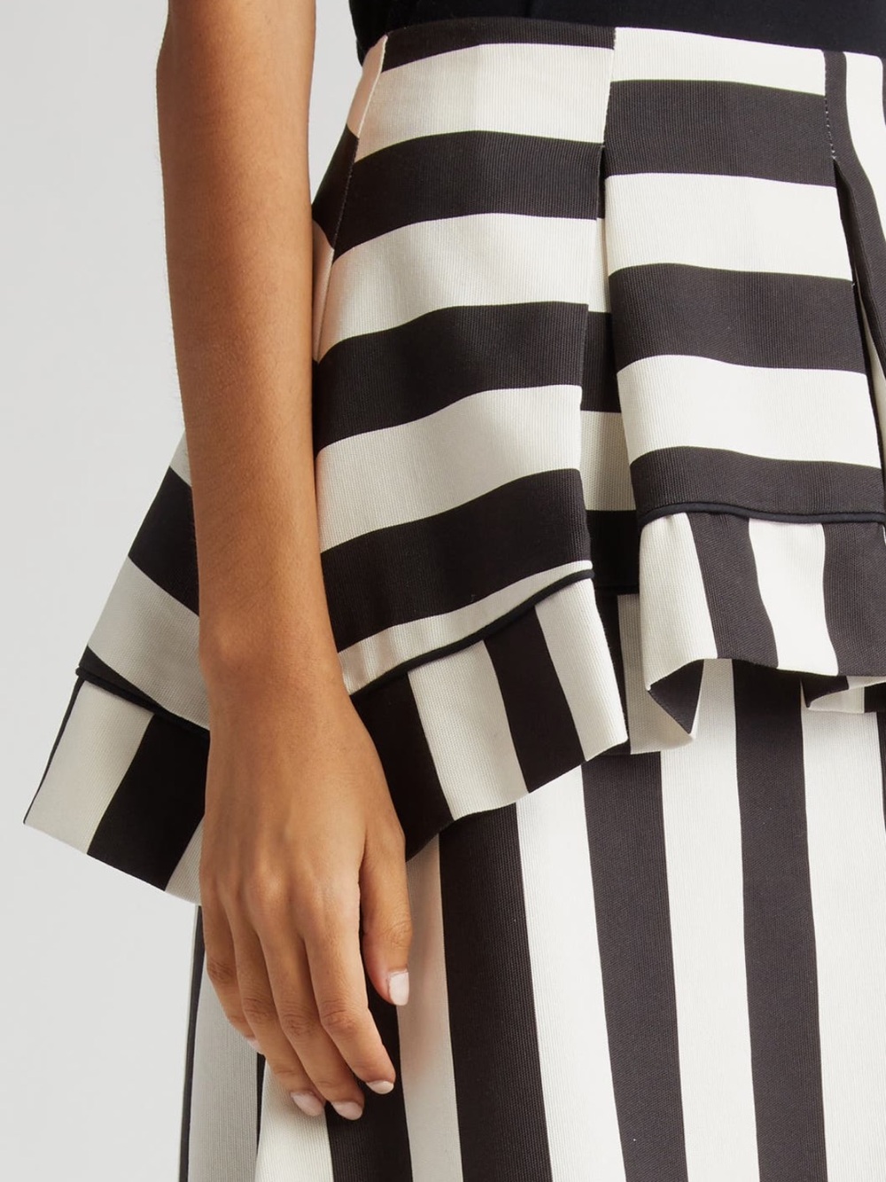 FARM Rio Mixed Stripes A-Line Black and White Ruffled Midi Skirt NWT Size XL - Picture 4 of 9
